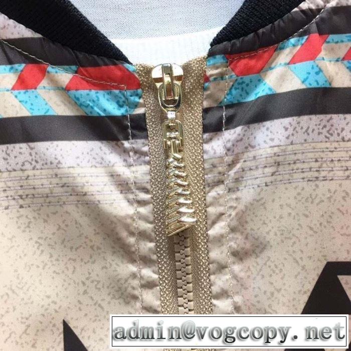 ハーフコート サイズのよさを感じる新作 フェンディ注目の秋ファッション一番  FENDI 秋にこれがはやりそう 2019秋冬トレンド押さえておきたい