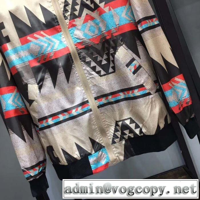 ハーフコート サイズのよさを感じる新作 フェンディ注目の秋ファッション一番  FENDI 秋にこれがはやりそう 2019秋冬トレンド押さえておきたい