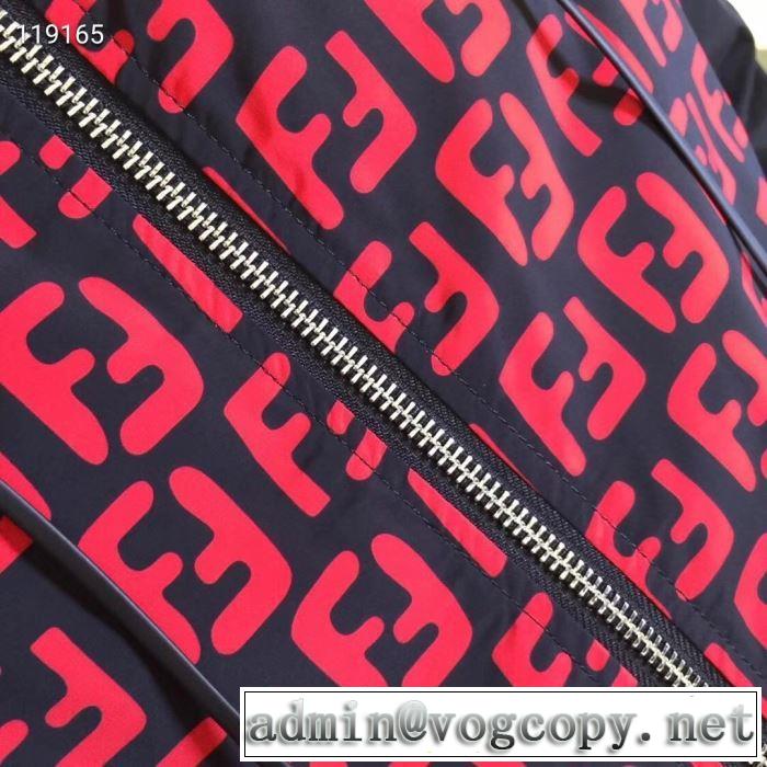 一番おしゃれ秋冬トレンド フェンディ おしゃれさんはいち早く取り FENDI 秋ファションのトレンド ハーフコート 2019秋に注目したい
