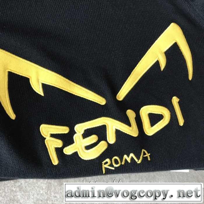 フェンディ FENDI プルオーバーパーカー 2色可選 秋冬ファッションコーディネート 2019秋に注目したい