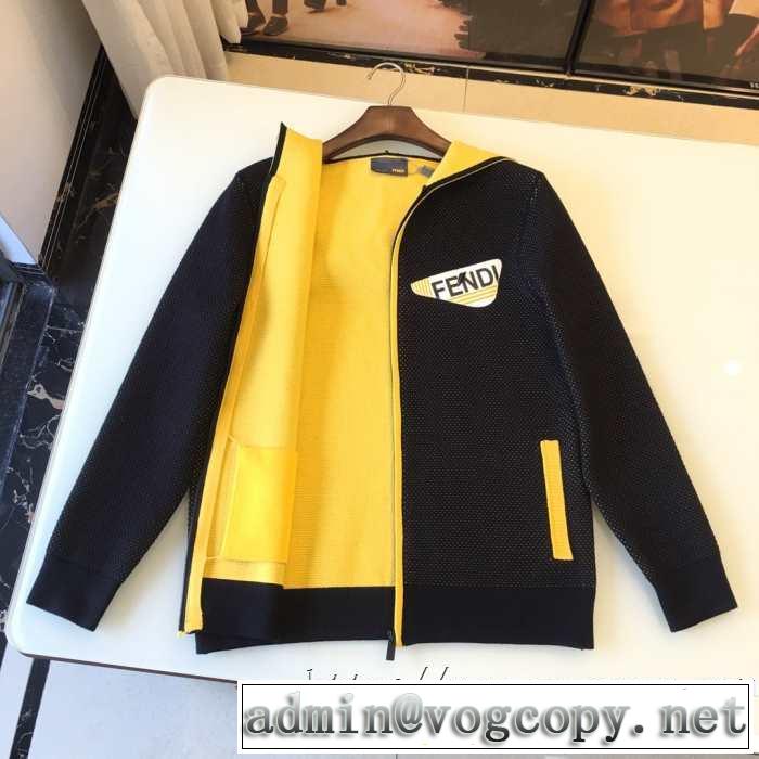 【最新】2019年秋冬のトレンド速報 フェンディ FENDI フード付きコート 寒い季節トレンド上品
