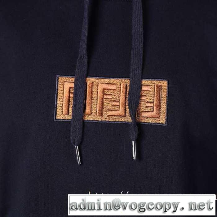 パーカー フェンディ FENDI 人気ファッション雑誌でも掲載 速報！2019年秋ファッショントレンド