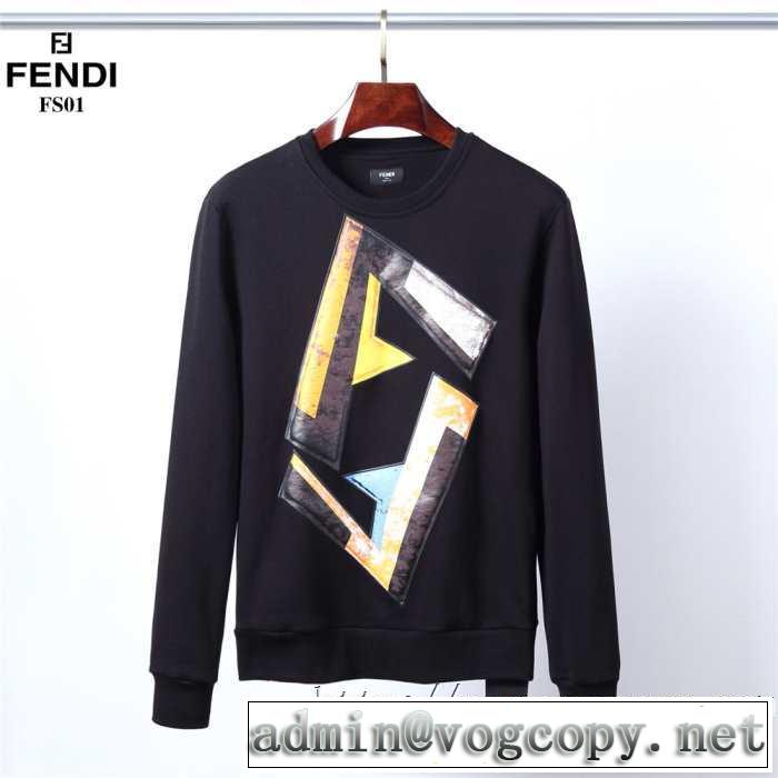 2020秋冬流行ファション  フェンディ FENDI プルオーバーパーカー 2色可選 絶妙な大人っぽさと遊び心