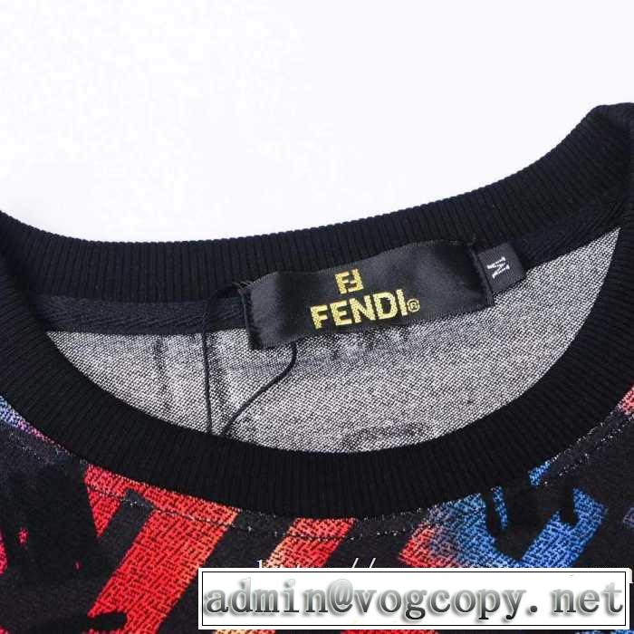 秋冬から人気継続中 【2019秋冬】今きてる最先端ブランドフェンディ FENDI プルオーバーパーカー 2色可選