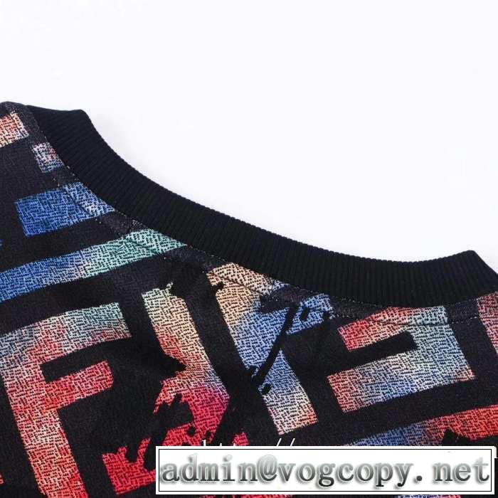 秋冬から人気継続中 【2019秋冬】今きてる最先端ブランドフェンディ FENDI プルオーバーパーカー 2色可選