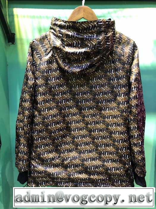 【最新】2019年秋冬のトレンド速報 フェンディ FENDI ブルゾン 注目の秋ファッション一番