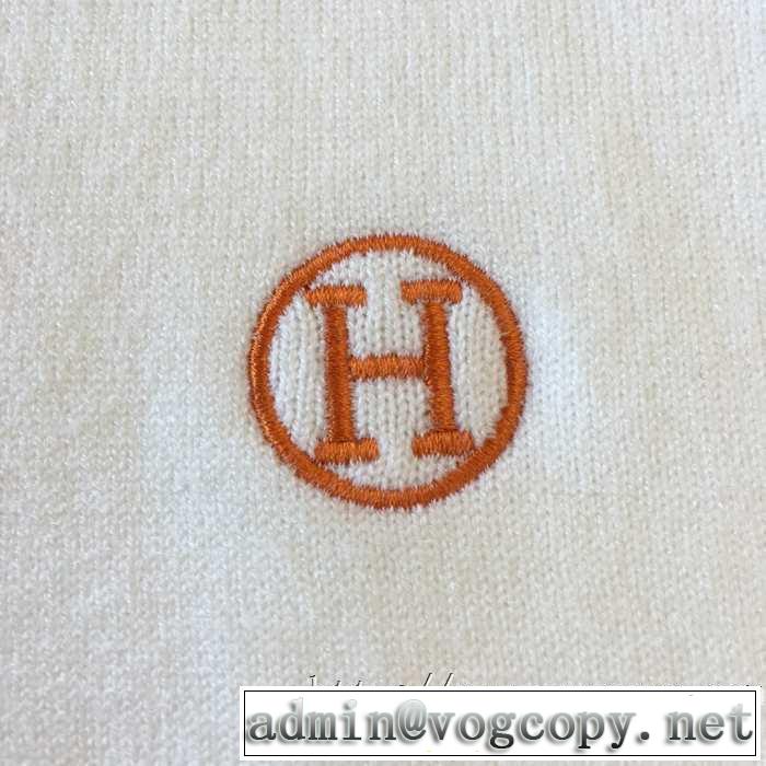 秋冬シーズンに持ってこいHERMESニットウェア 新作 スーパーコピー エルメス 着回し力の高いおしゃれコーディネート