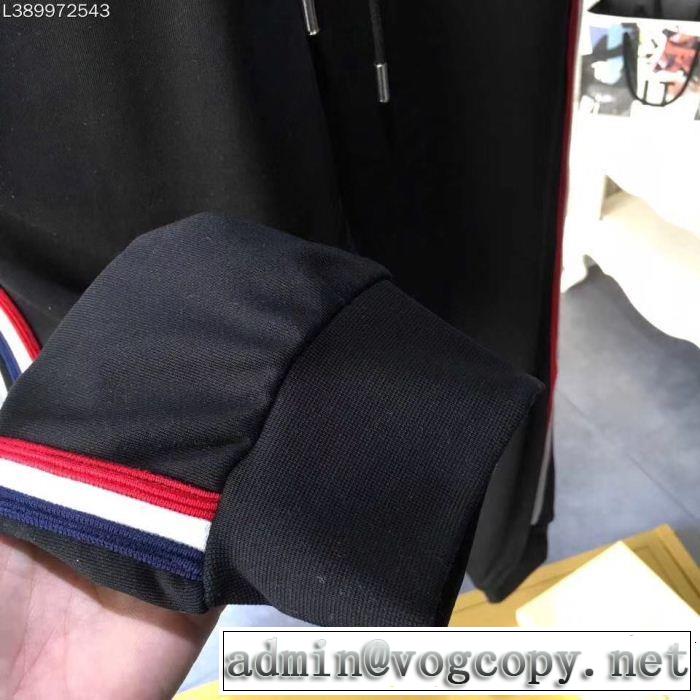 新作コレクションを見る 正規品保証19春夏 モンクレール激レア 入手困難 MONCLER 上下セット