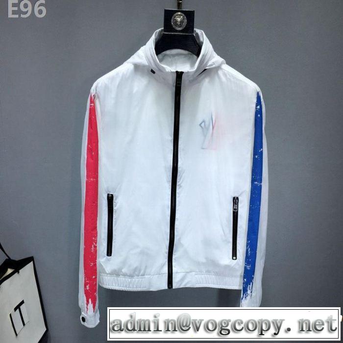 【2019年】夏のファッションフード付きコート モンクレール今期のトレンド定番アイテム MONCLER