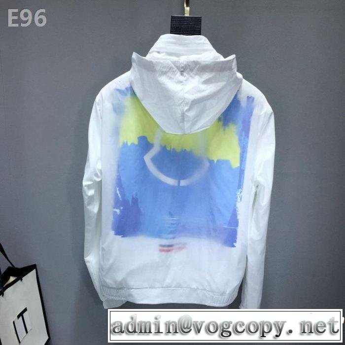 【2019年】夏のファッションフード付きコート モンクレール今期のトレンド定番アイテム MONCLER