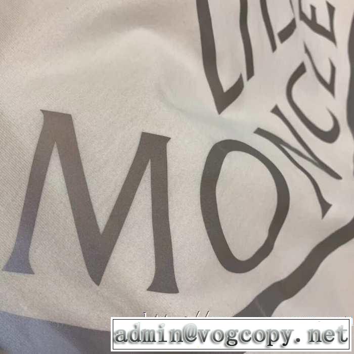 モンクレール MONCLER プルオーバーパーカー サイズのよさを感じる新作 気になる2019年秋のファッション