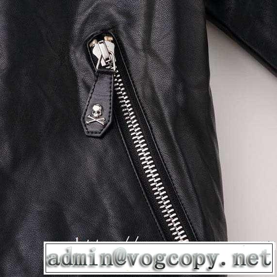 フェイクファー製のコート フィリッププレイン PHILIPP PLEIN 秋服コーデ2019年版 最新トレンドコーデおすすめ