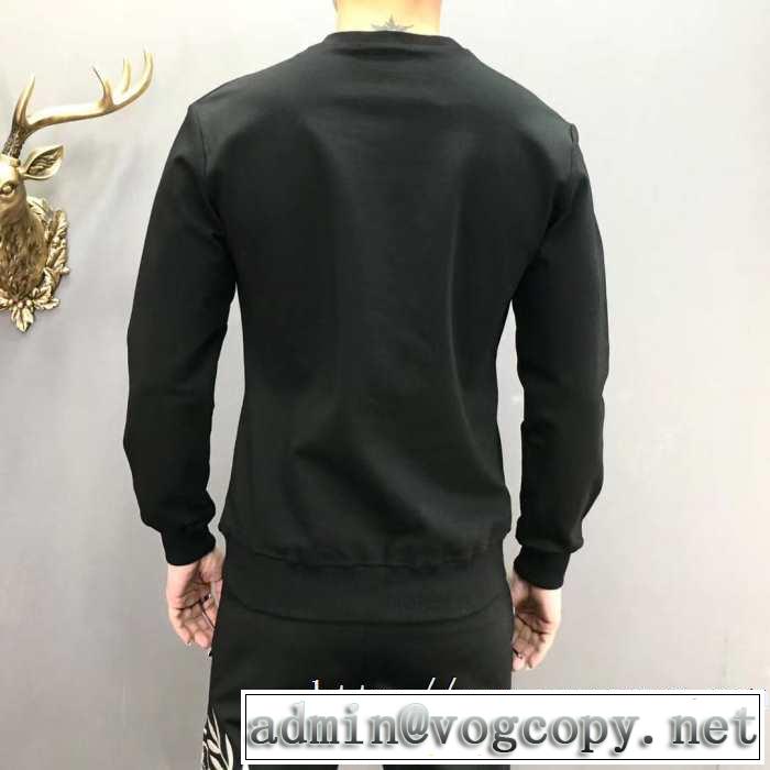 フィリッププレイン PHILIPP PLEIN  プルオーバーパーカー 絶妙な大人っぽさと遊び心 【2019秋冬】の注目トレンド