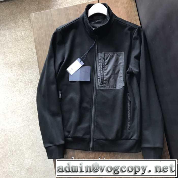 Pradaジャケット季節感のあるトレンド 新品 プラダ コピー 激安 メンズ カジュアルジップパーカー着こなし防寒性抜群