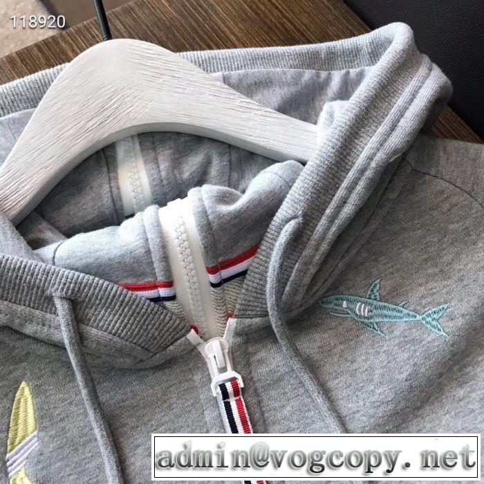 トレンド人気トムブラウン パーカー 着こなし THOM BROWNEスウェット トップス エレガントなプレゼント コットン 新作2019秋冬