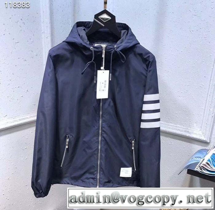 2019秋冬トレンド トムブラウン 服 通販 THOM BROWNEスウェット パーカー 軽い着心地 大人カジュアルスタイル コットン