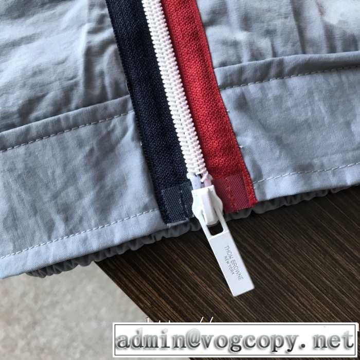 2019-20AW人気新作トムブラウン ジャケット コーデTHOM BROWNEメンズファション極上の軽さナイロンジャケット おすすめ