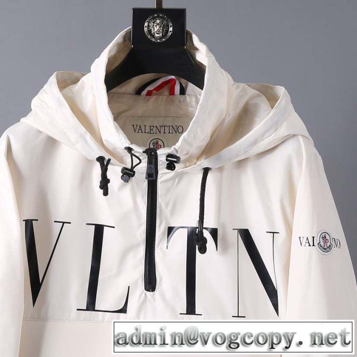 春夏のトレンドアイテム ヴァレンティノ VALENTINO フード付きコート 2色可選 2019春夏の大注目トレンド