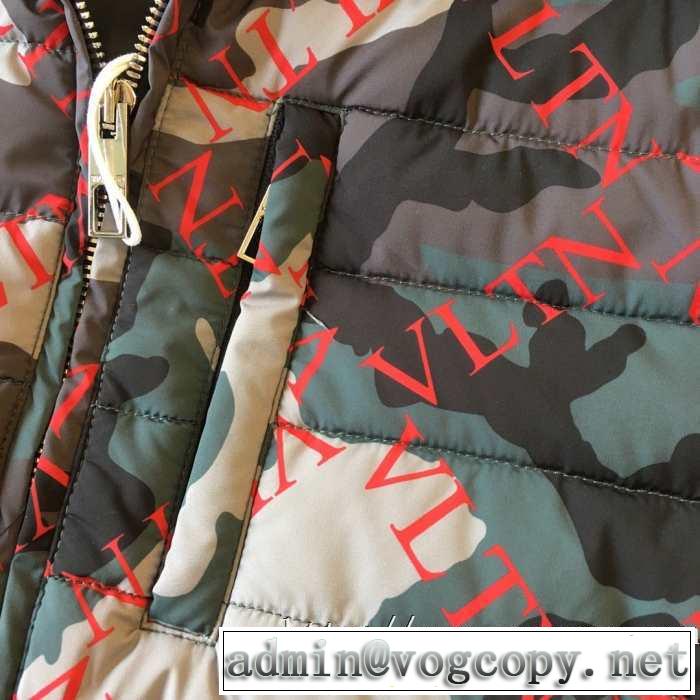 ダウンジャケット 激安 ヴァレンティノ スーパーコピー メンズ 防寒性抜群 VALENTINO コレクションエレガント迷彩新作 
