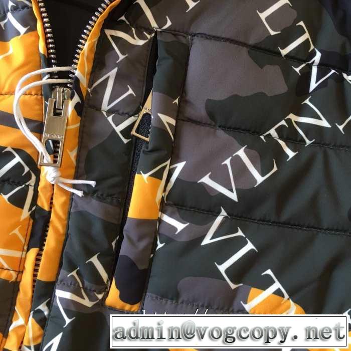 ヴァレンティノ 迷彩ダウン おすすめ 防寒性抜群VALENTINO コピー お洒落で秋冬注目トレンド ブランド 新作 オシャレ コーデ