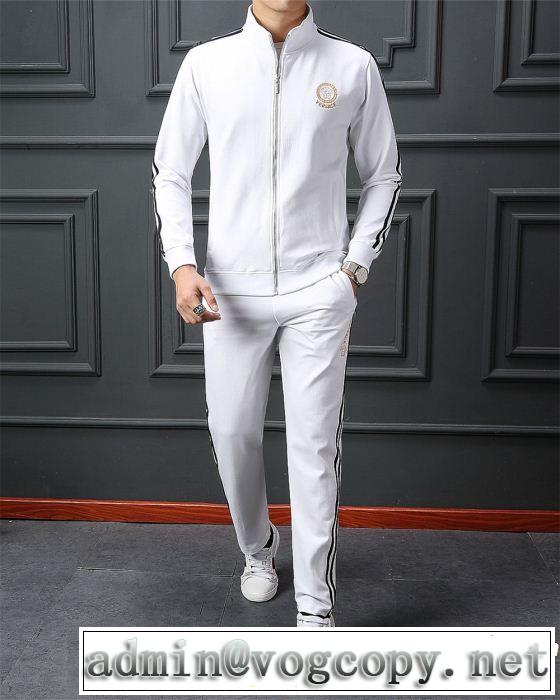 2019春夏の大注目トレンド ヴェルサーチ新作限定早い者勝ち VERSACE 上下セット