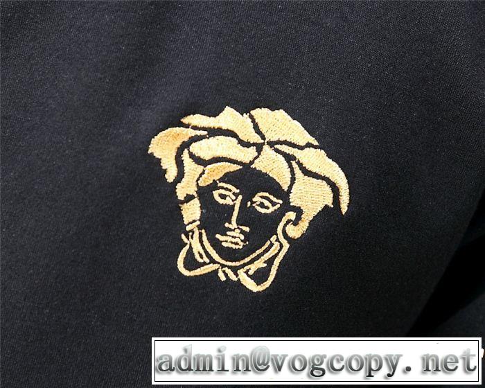 2019夏ファション新品 ヴェルサーチ馴染みやすいスタイル美品 VERSACE 上下セット2色可選