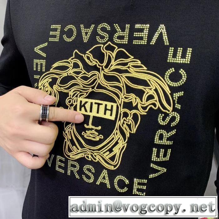 ヴェルサーチVERSACE 上下セット2019年の夏のマスト 今期のトレンド定番アイテム