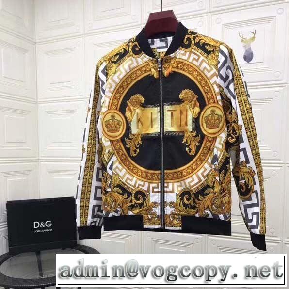 2019春夏の大注目トレンド 夏にぴったり限定アイテム ヴェルサーチVERSACE ブルゾン