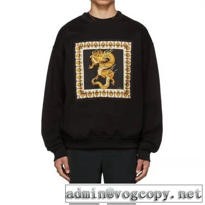 2019春夏は人気定番 今シーズン注目のデザイン ヴェルサーチVERSACE プルオーバーパーカー 2色可選