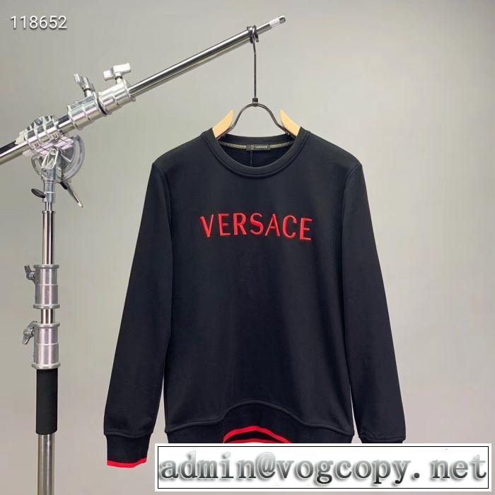 プルオーバーパーカー 2色可選 2019年最新ファッション 大人の華やかさを演出 ヴェルサーチVERSACE