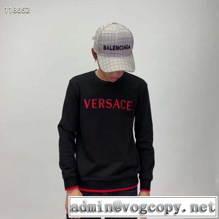 プルオーバーパーカー 2色可選 2019年最新ファッション 大人の華やかさを演出 ヴェルサーチVERSACE
