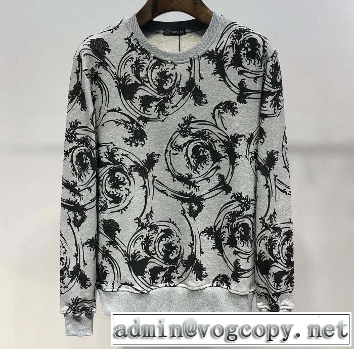 2色可選 プルオーバーパーカー 今季トレンドの限定アイテム2019夏ファション新品  ヴェルサーチVERSACE
