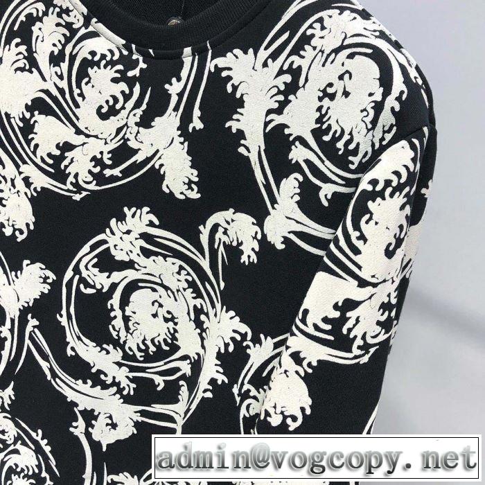 2色可選 プルオーバーパーカー 今季トレンドの限定アイテム2019夏ファション新品  ヴェルサーチVERSACE
