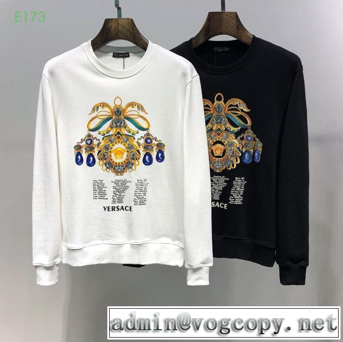 お洒落トレンド人気 2019春夏トレンドアイテム ヴェルサーチVERSACE プルオーバーパーカー 2色可選