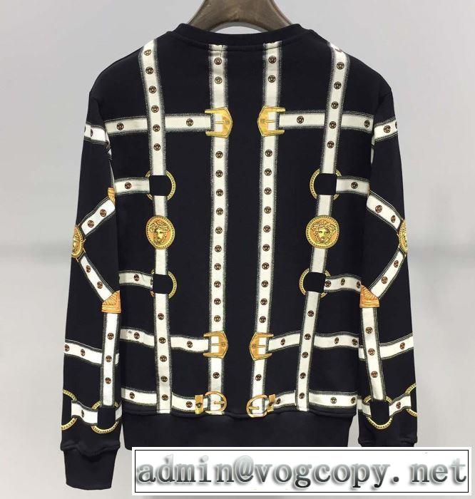 プルオーバーパーカー 2色可選 人気夏ファションおすすめ 2019年春夏シーズンの人気 ヴェルサーチVERSACE