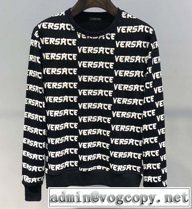 2019年の春夏に着たい ヴェルサーチVERSACE プルオーバーパーカー 2色可選 今シーズン人気のアイテム