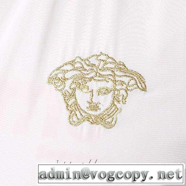 2色可選 ブルゾン 2019トレンドカラー秋冬セール 毎日はちょっとイイ秋冬新品 ヴェルサーチ VERSACE