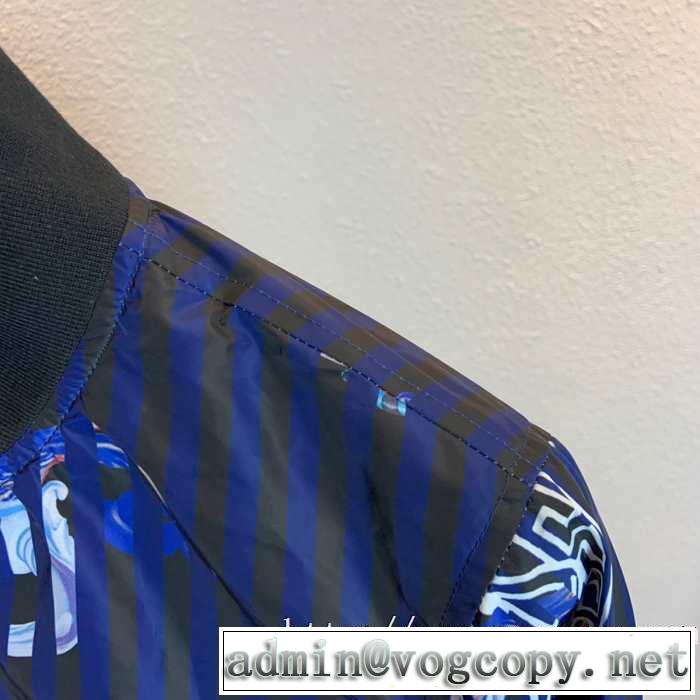 【2019秋冬トレンド】押さえておきたい 寒い季節トレンド上品 ヴェルサーチ VERSACE ブルゾン