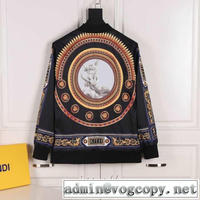 ヴェルサーチ VERSACE ブルゾン 2019秋冬最重要アイテム 人気ファッション雑誌でも掲載
