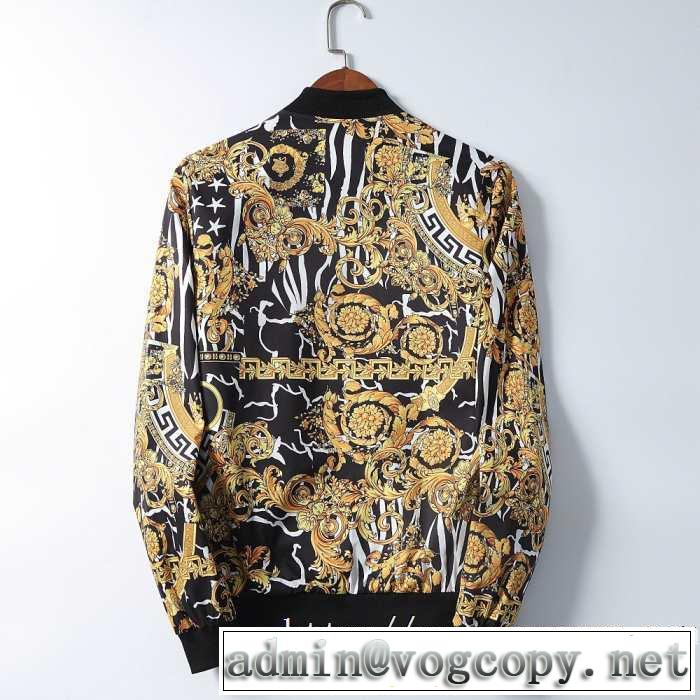 素敵続くトレンド 速報！2019年秋ファッショントレンド ヴェルサーチ VERSACE  ブルゾン