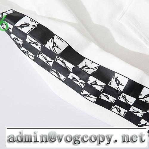 普段のファッション パーカー クロムハーツ CHROME HEARTS 大人気のブランドの新作