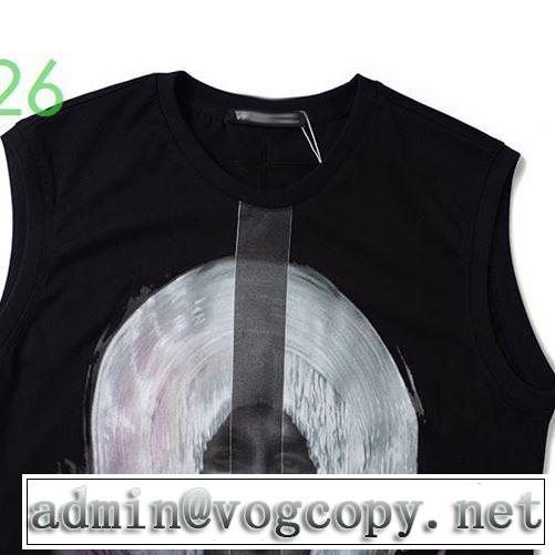 半袖Tシャツ 今なお素敵なアイテムだ ジバンシー老舗ブランド  GIVENCHY 狙える優秀アイテム