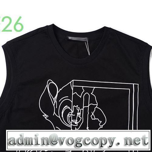 ストリート感あふれ ジバンシー 普段使いにも最適なアイテム GIVENCHY 半袖Tシャツ