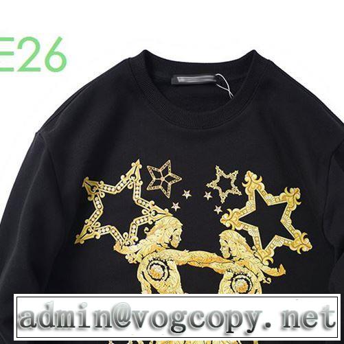 手頃価格でカブり知らず ジバンシー GIVENCHY プルオーバーパーカー 価格も嬉しいアイテム