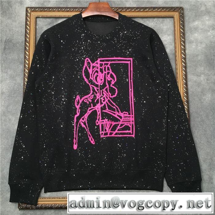 ジバンシー GIVENCHY おしゃれな人が持っている プルオーバーパーカーオススメのアイテムを見逃すな  2020モデル