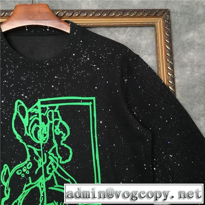 ジバンシー GIVENCHY おしゃれな人が持っている プルオーバーパーカーオススメのアイテムを見逃すな  2020モデル