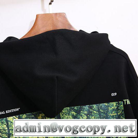 世界共通のアイテム  Off-White 限定アイテムが登場 オフホワイト パーカー 20新作です