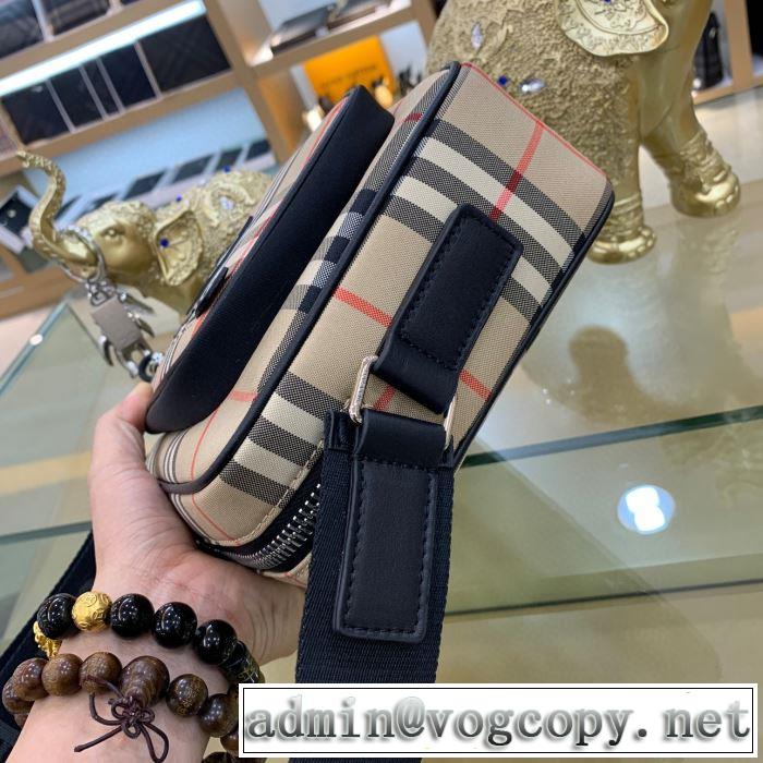 ミニバッグ  どのアイテムも手頃な価格で バーバリー BURBERRY  トレンド最先端のアイテム