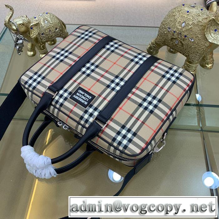 バーバリー日本未入荷カラー  BURBERRY 上品に着こなせ メンズ ショルダーバッグ  注目を集めてる