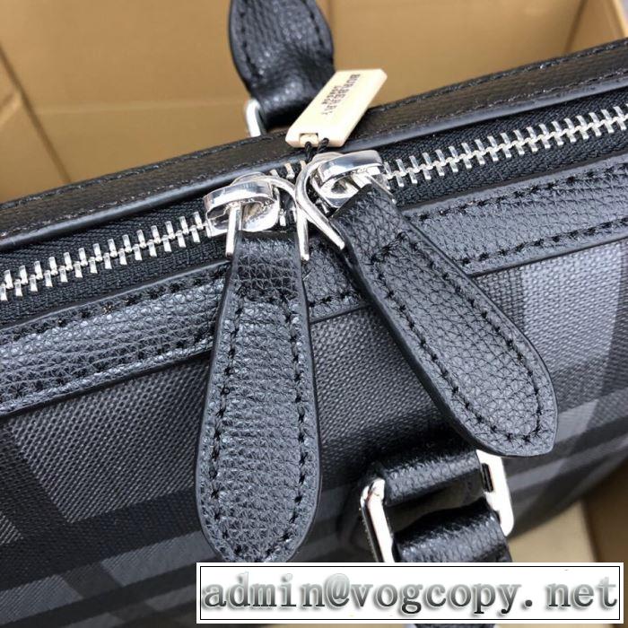 人気ランキング最高 バーバリー BURBERRY ショルダーバッグ  有名ブランドです